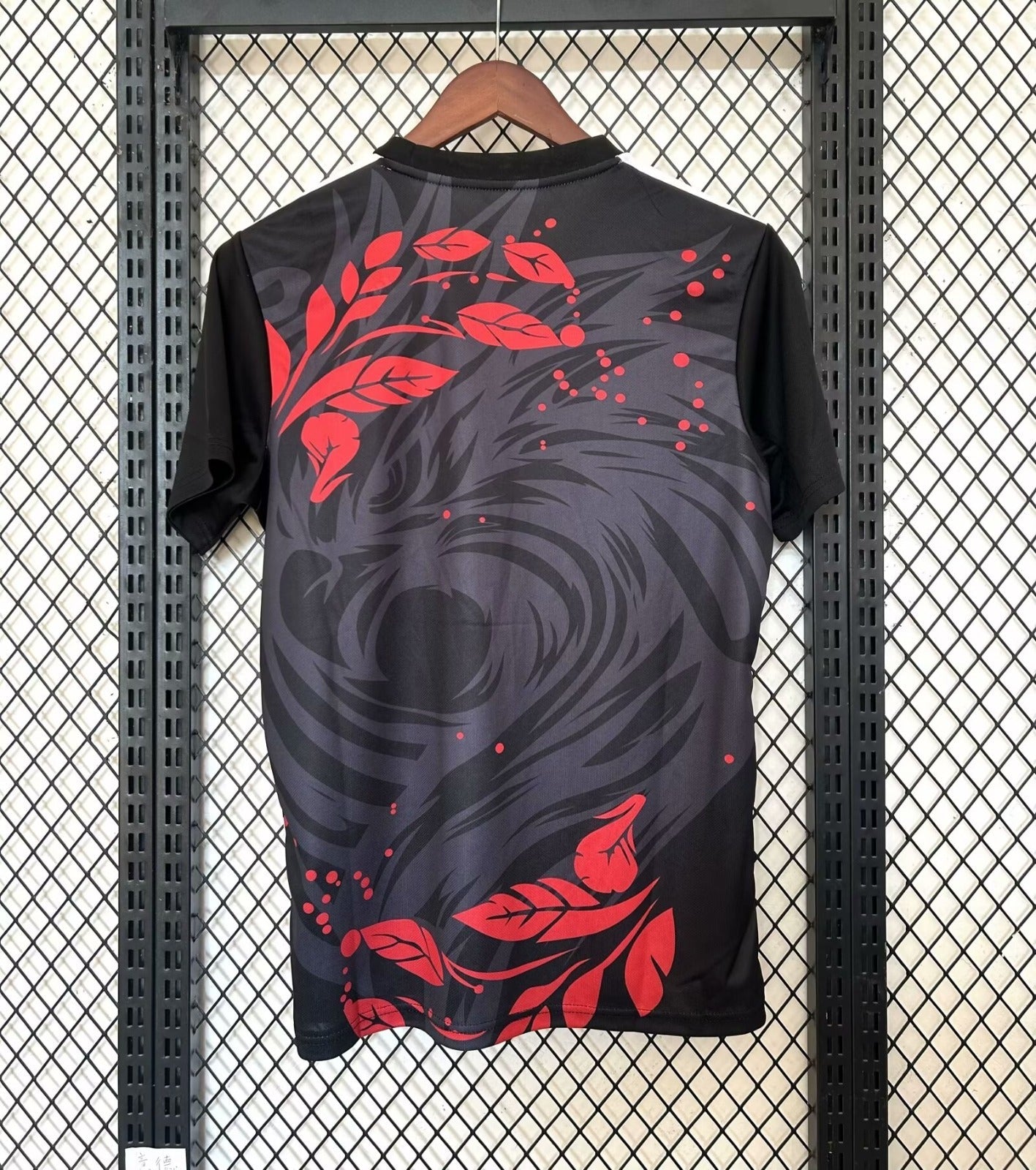 Maillot 24/25 Liverpool Noir Spécial Dragon