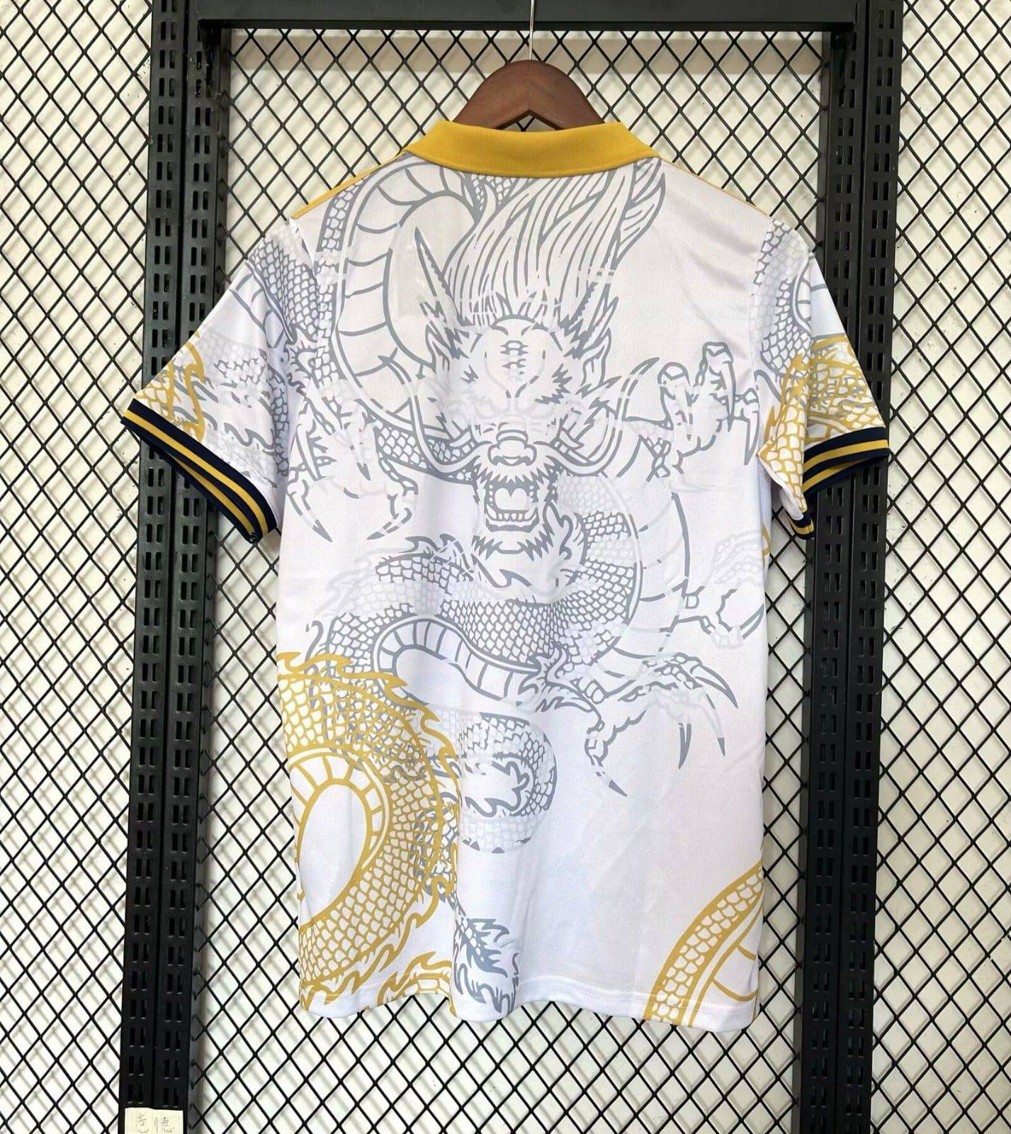 Maillot 25/26 Real Madrid Spécial